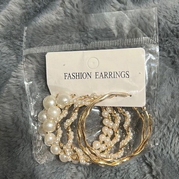 Pearl Hoop Earring Set - Picture 1 of 3